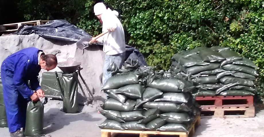 Filled Hessian Sacks, Filled Hessian Sandbags Cornwall UK